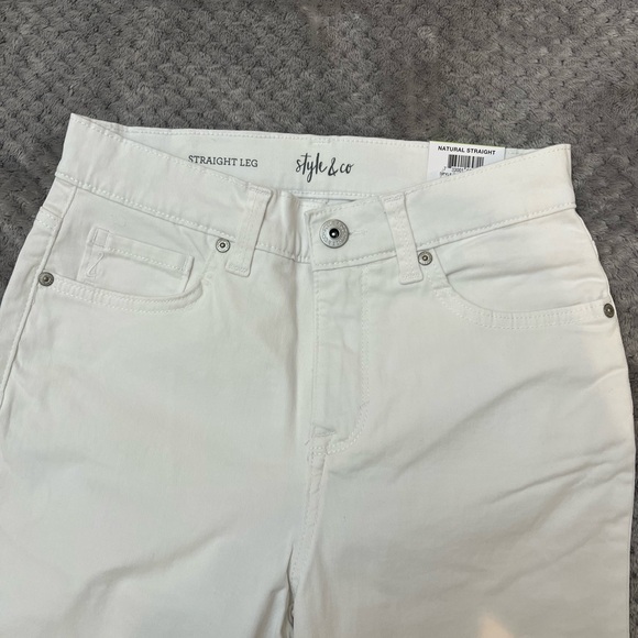 STYLE & CO. White Straight Leg Jeans Size 4P - Picture 3 of 6